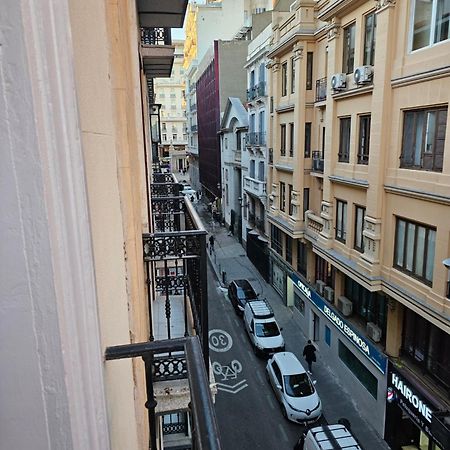 Hostal Andrea Granvia Madrid Dış mekan fotoğraf