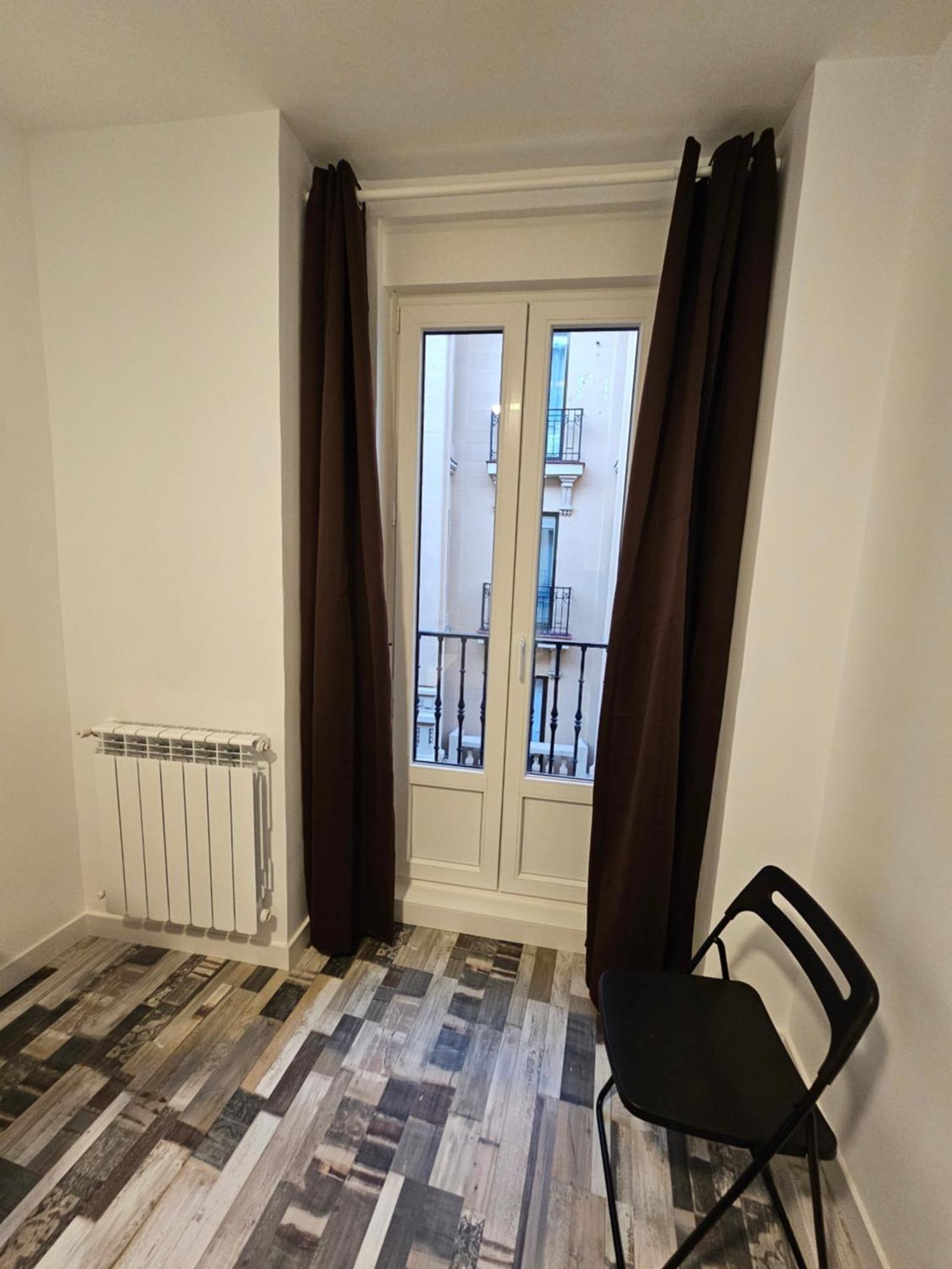 Hostal Andrea Granvia Madrid Dış mekan fotoğraf