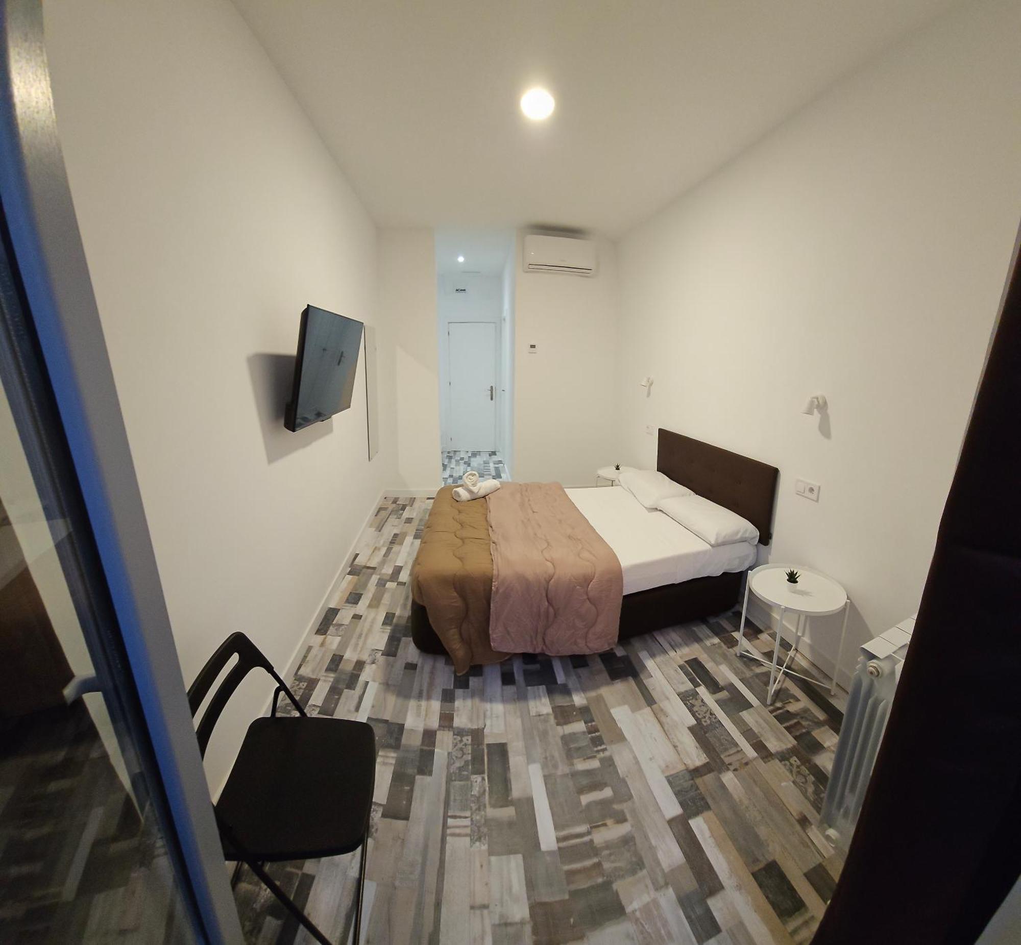 Hostal Andrea Granvia Madrid Dış mekan fotoğraf